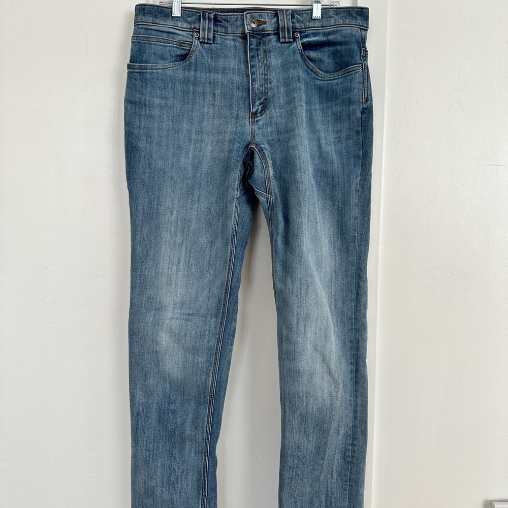 Duluth Trading Co Slim Fit Jeans